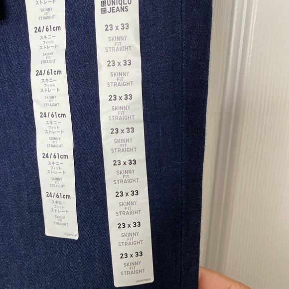 NWT Uniqlo Skinny Fit Straight Jeans SZ 23 - Picture 3 of 5